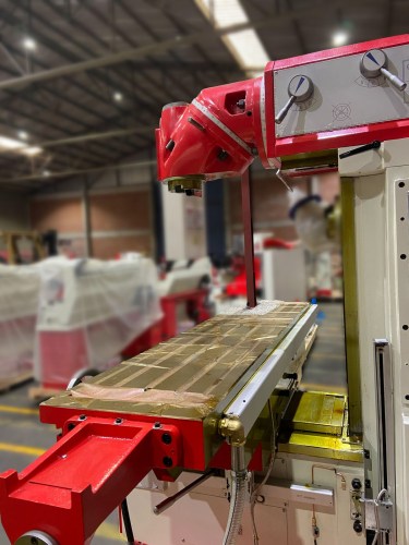 FRESADORA UNIVERSAL FRAGOLA (2)